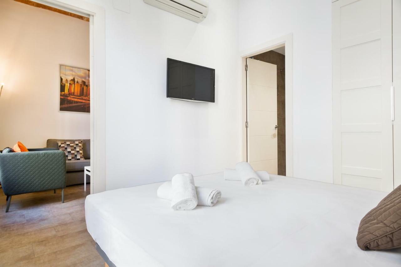Stay U-Nique Apartments Eixample Center Барселона Екстериор снимка