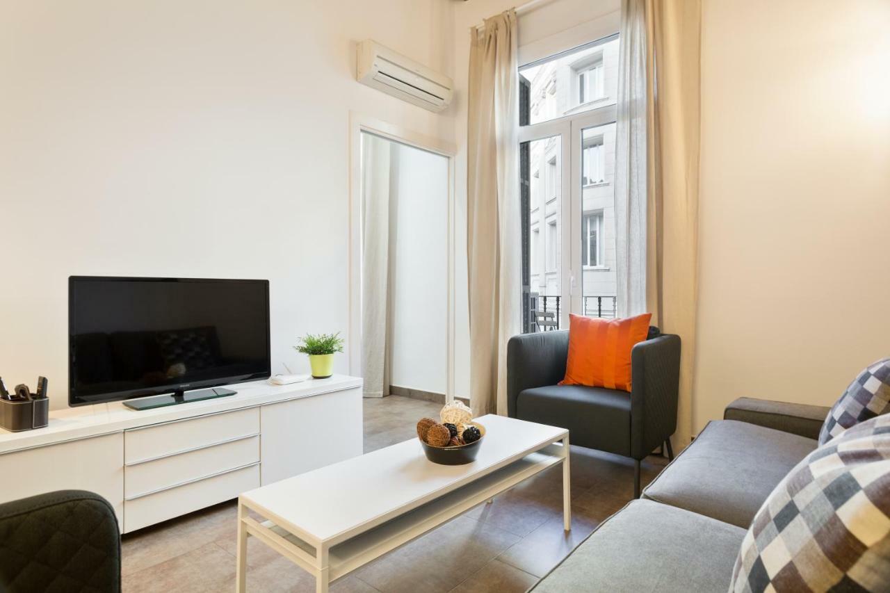 Stay U-Nique Apartments Eixample Center Барселона Екстериор снимка